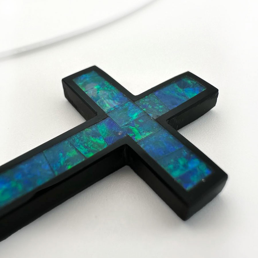 Опал - Чорний