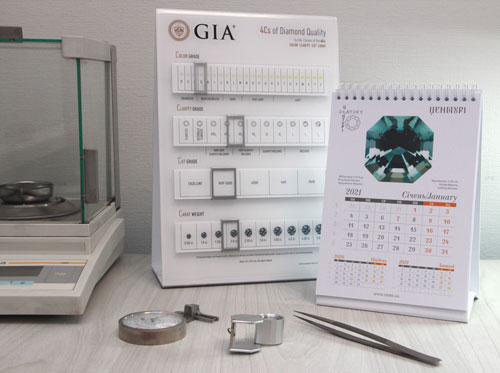 Про геммологию и драгоценную профессию